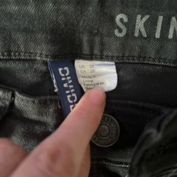 Men’s black distressed skinny jeans - Picture 3 of 3